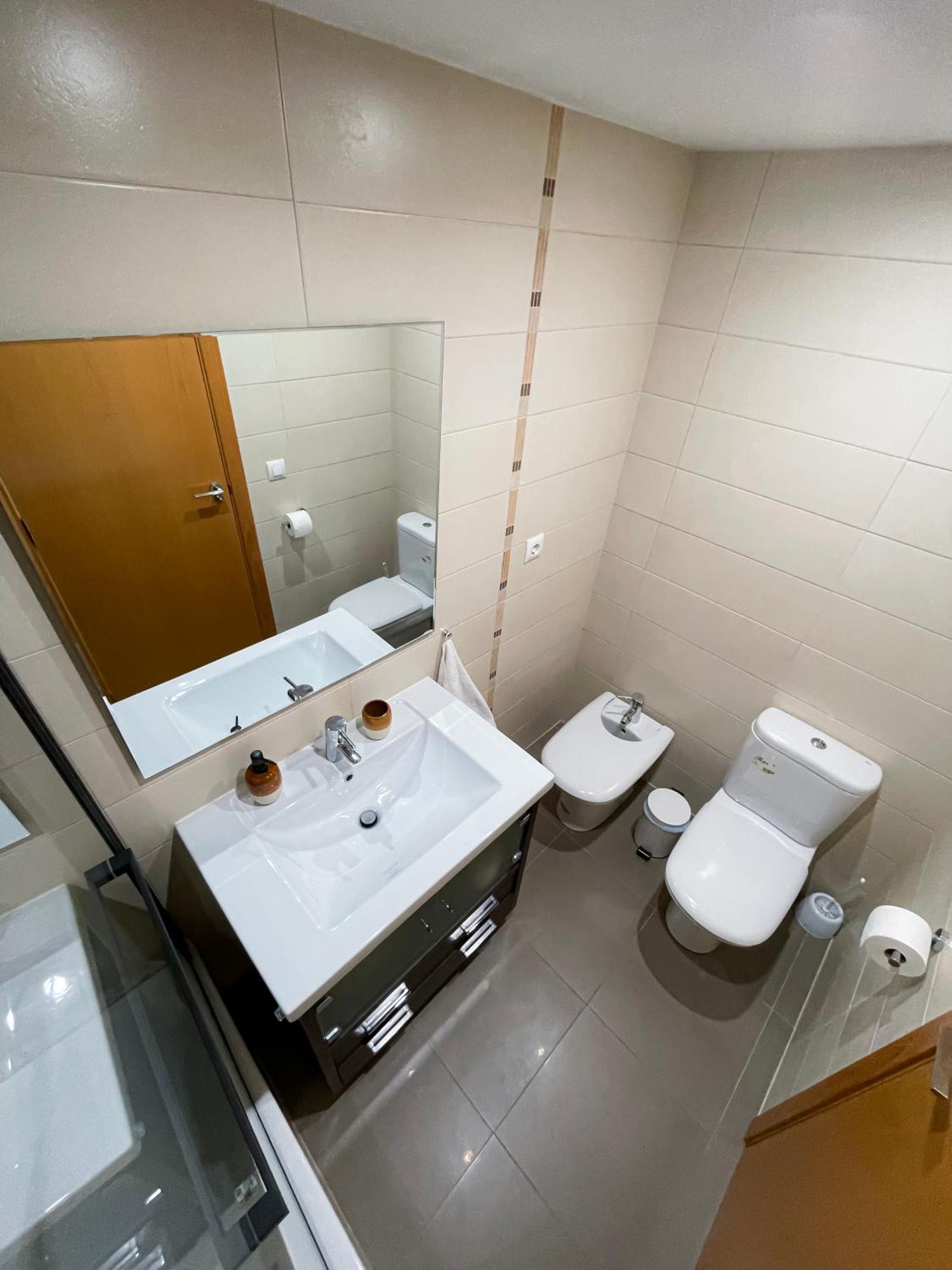Habitaciones Privadas Con Bano En Piso Centrico กันดิอา ภายนอก รูปภาพ